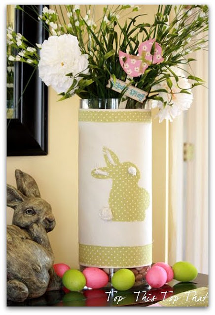 How to Make a Spring Wrap for a Vase