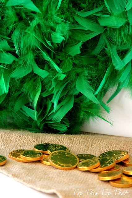 Easy Shamrock Wreath made with feathers 