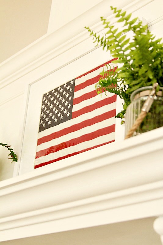 Create a Patriotic Mantel in minutes