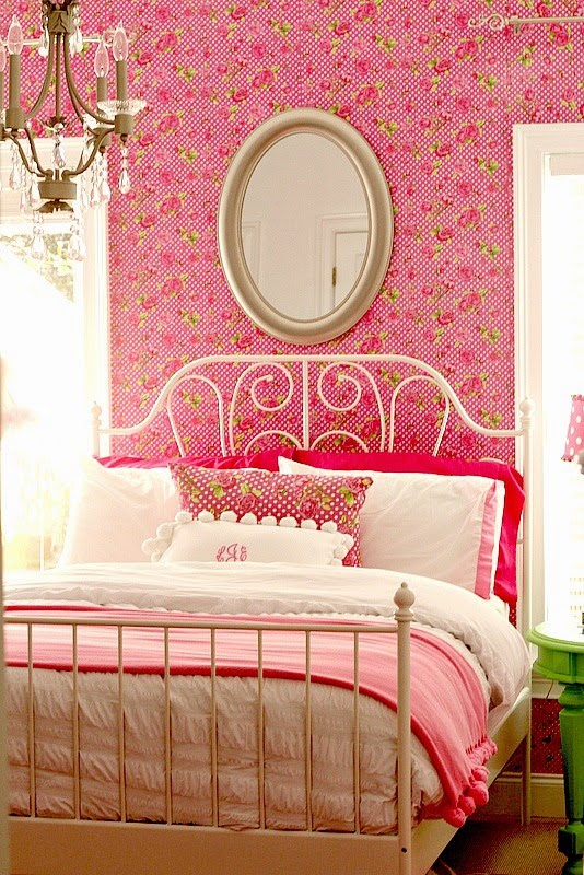 little girls pink bedroom