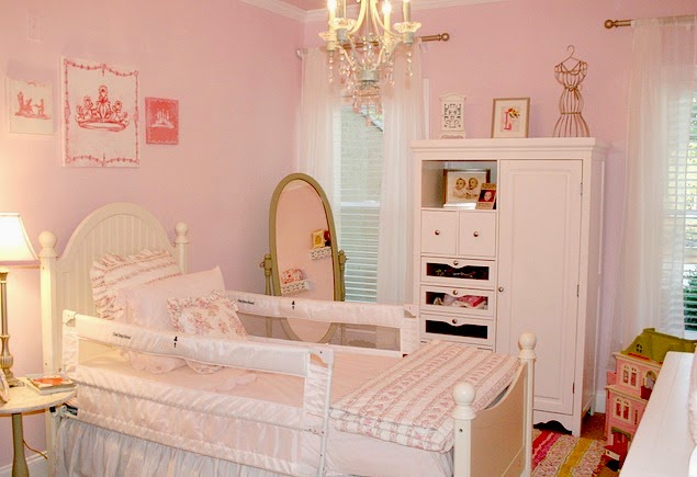 Little girls pink sales bedroom