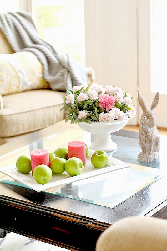 Create A Spring Coffee Table….using what you have