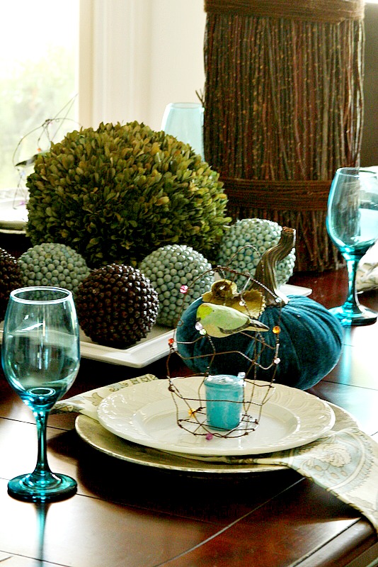 fall table using blue accents