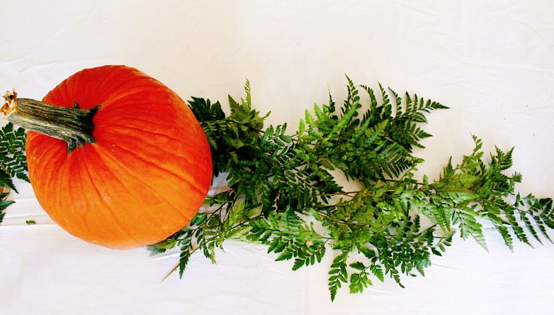 5 Step Thanksgiving Centerpiece