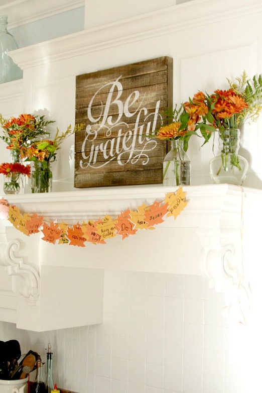Thanksgiving Mantel Idea for the family