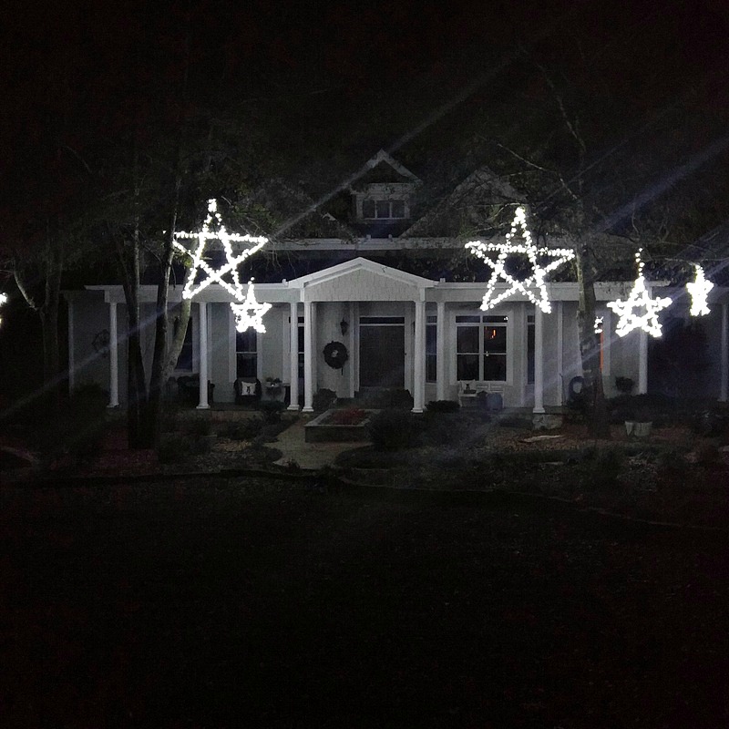 DIY Outdoor Wooden Lighted Stars