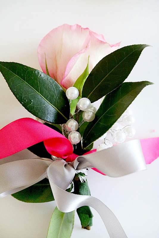 diy wrist corsage steps