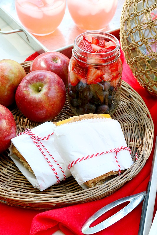The essentials for planning the perfect picnic