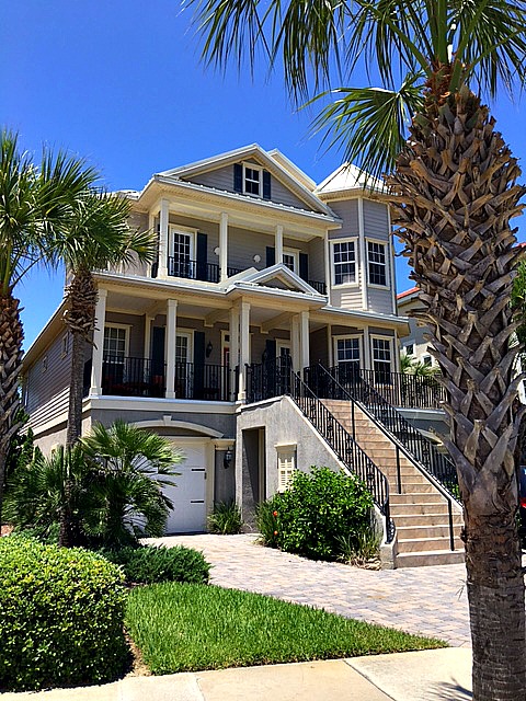 Beach House Beauties