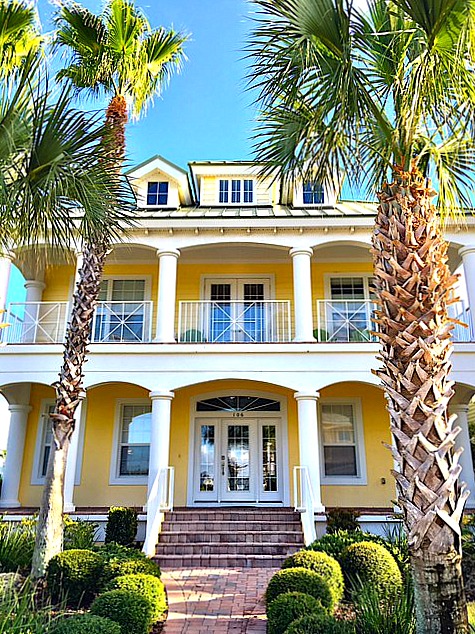 Beach House Beauties