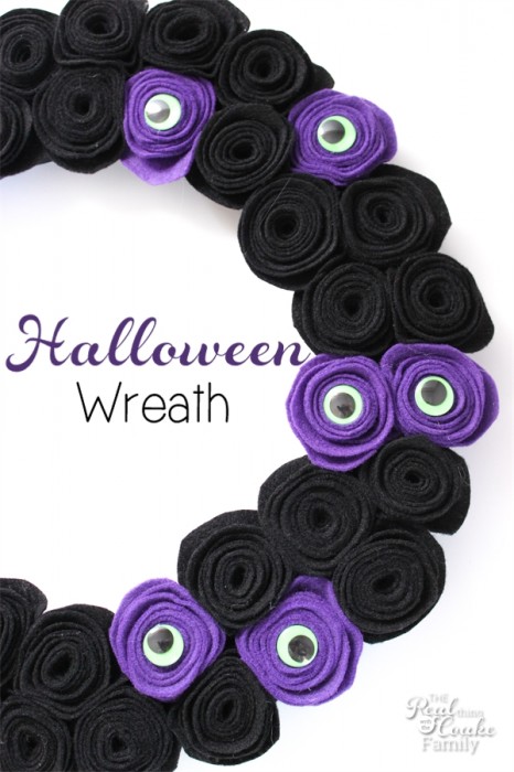 7 Super Cute Halloween Wreaths