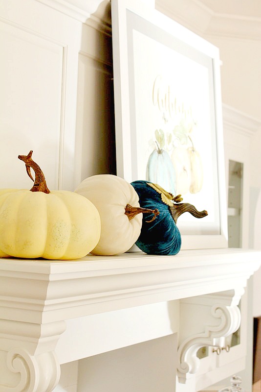 5 Fall Mantel Style Ideas