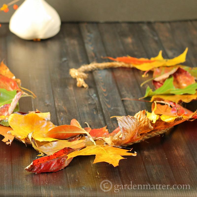 8 DIY Craft Ideas Using Fall Leaves