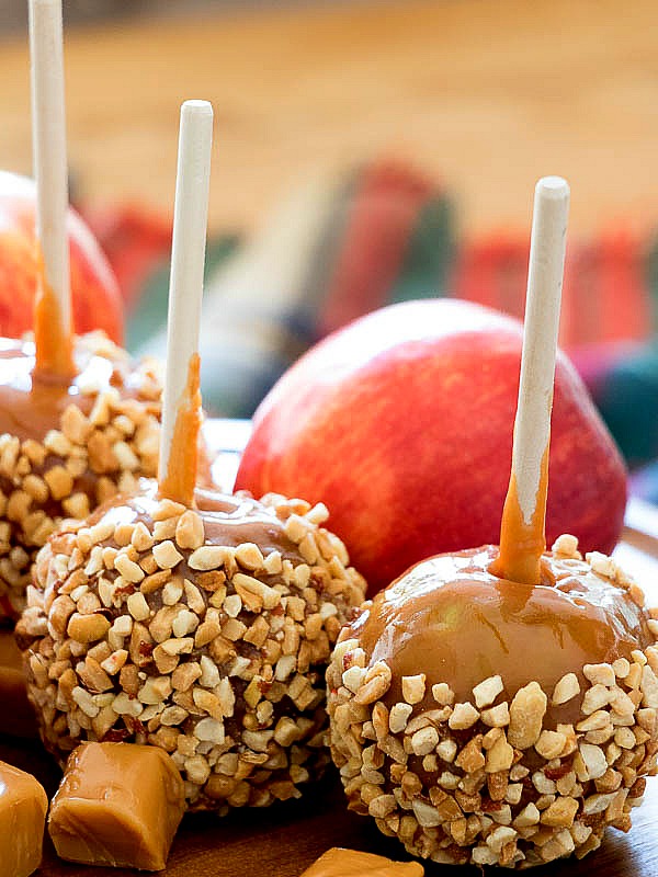 3 Step Caramel Apples with nuts