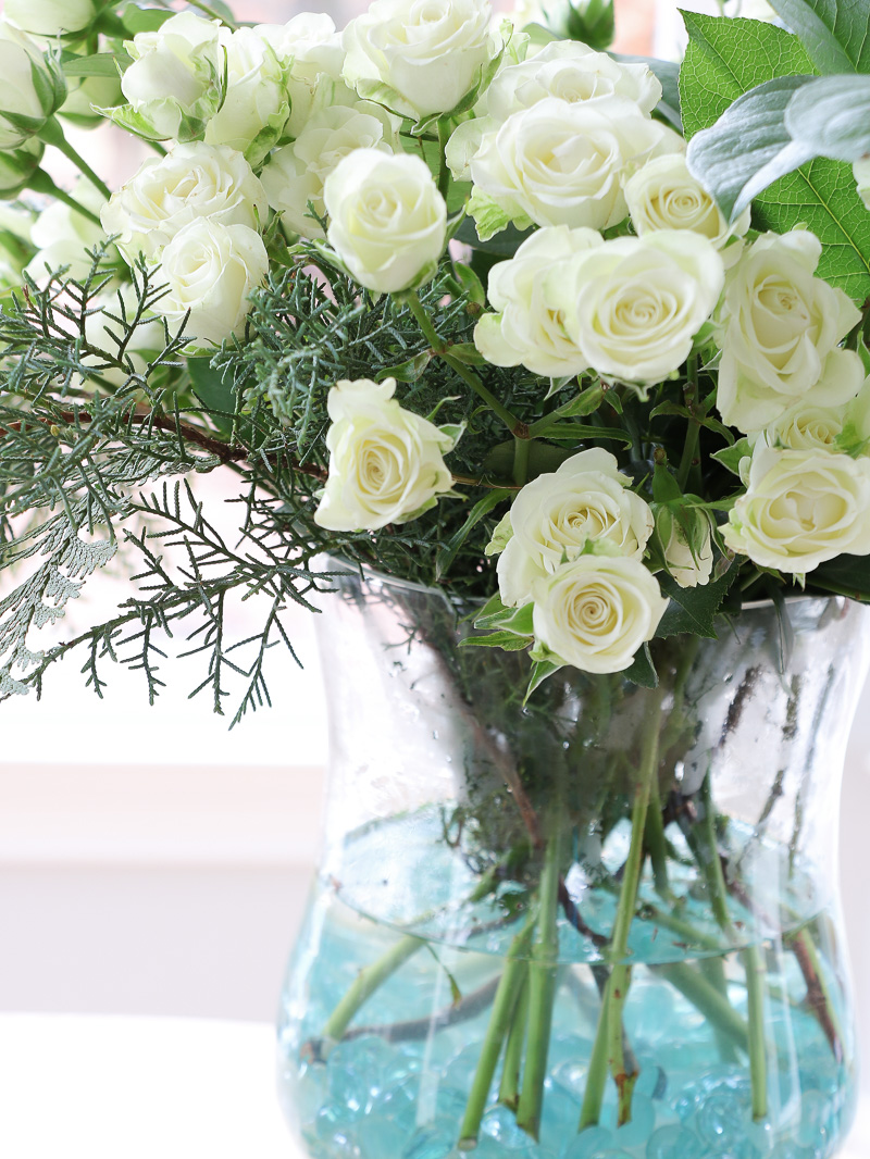 Holiday Centerpiece using miniature roses