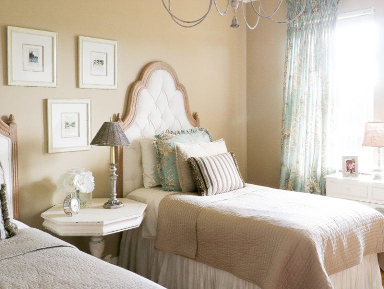 3 Style Ideas for a French Country Bedroom