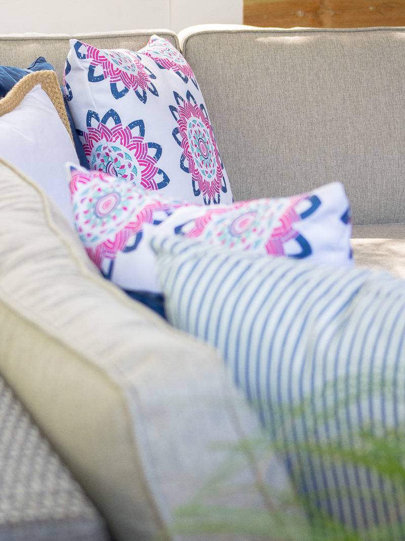 6 Essentials for your porch that will last season after season