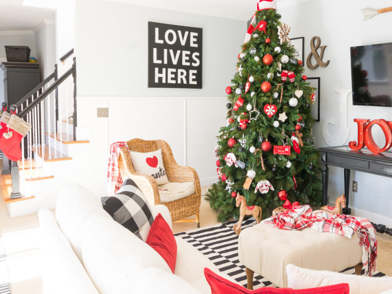 Deck the halls in your home using red and black