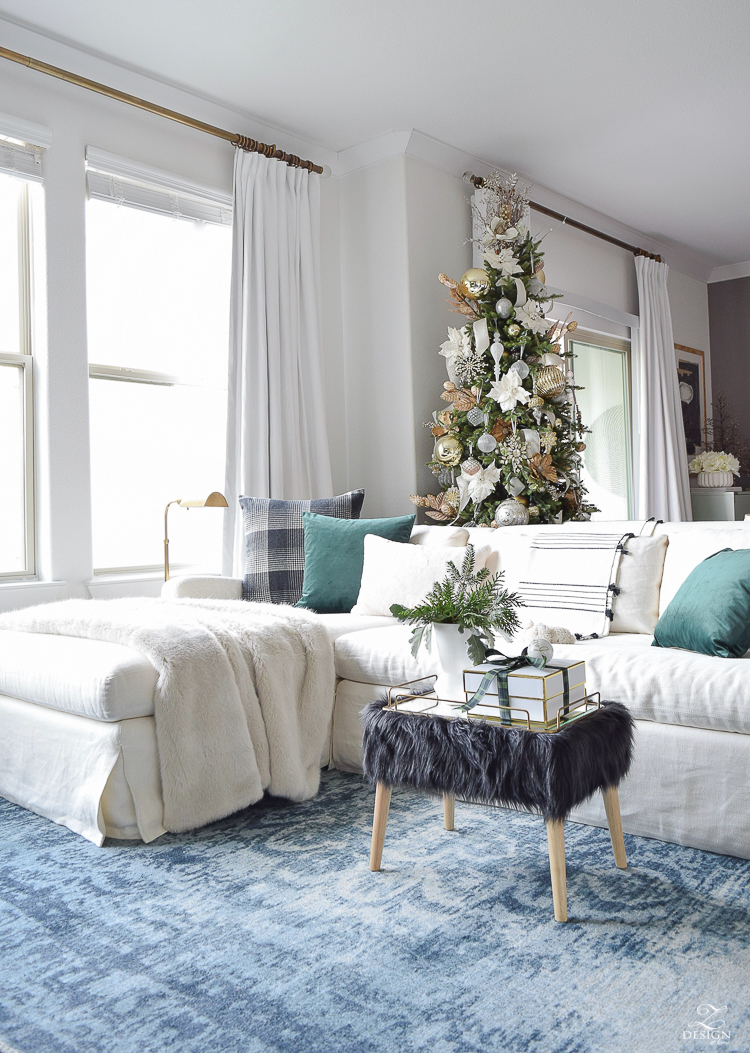 30 Holiday Homes that will inspire your holiday decorating