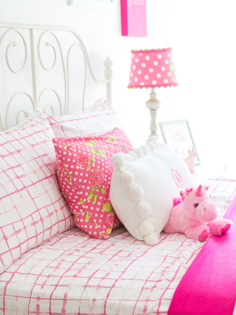 The prettiest pink sheets ever and a giveaway