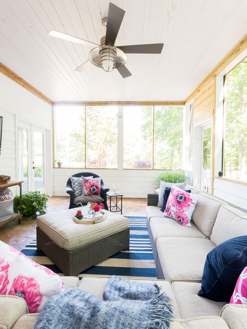 Using Pink Accents on the Summer Porch