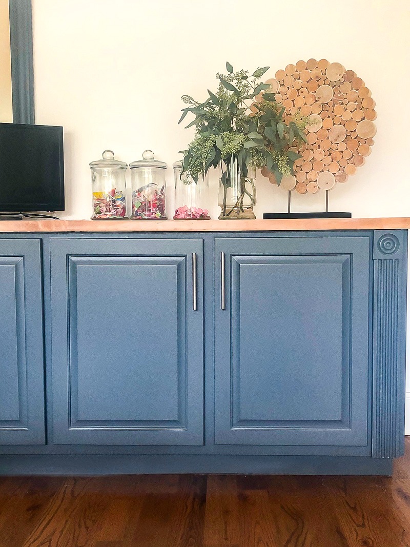 3 things I painted that really changed up the look in my kitchen