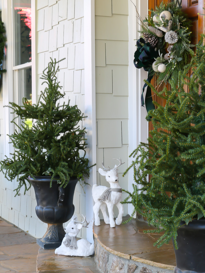 Holiday Front Porch using blue and green