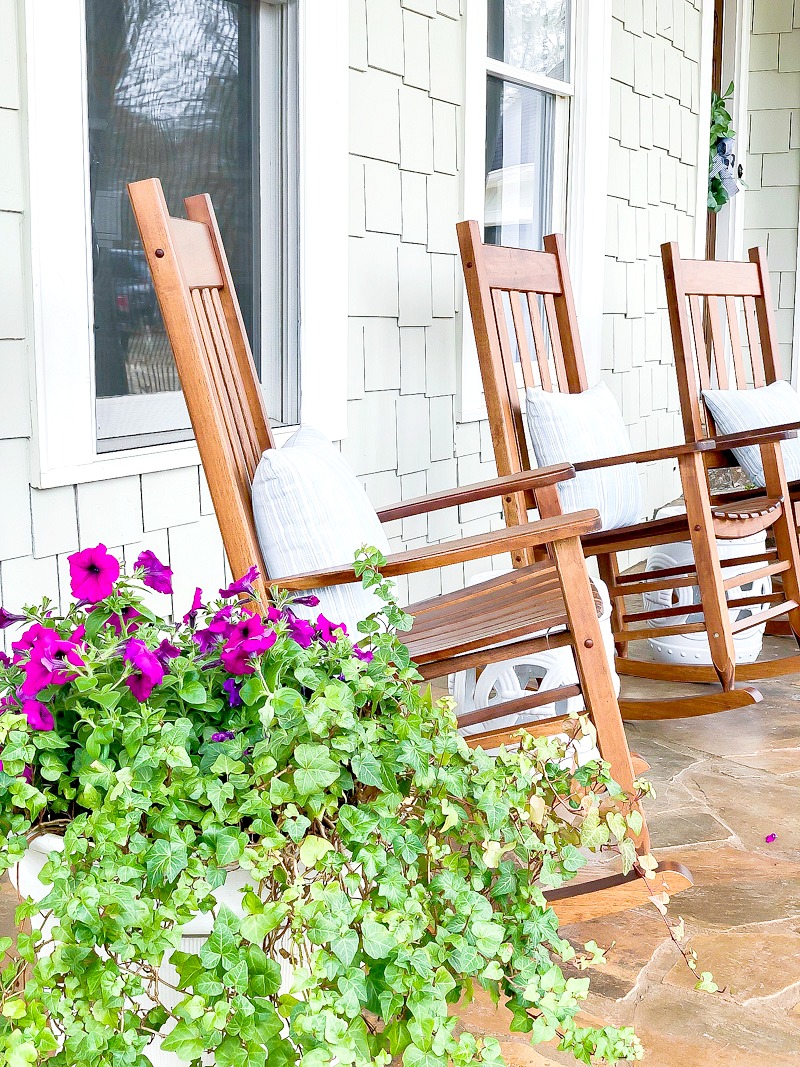 Spring Porch...before the pollen