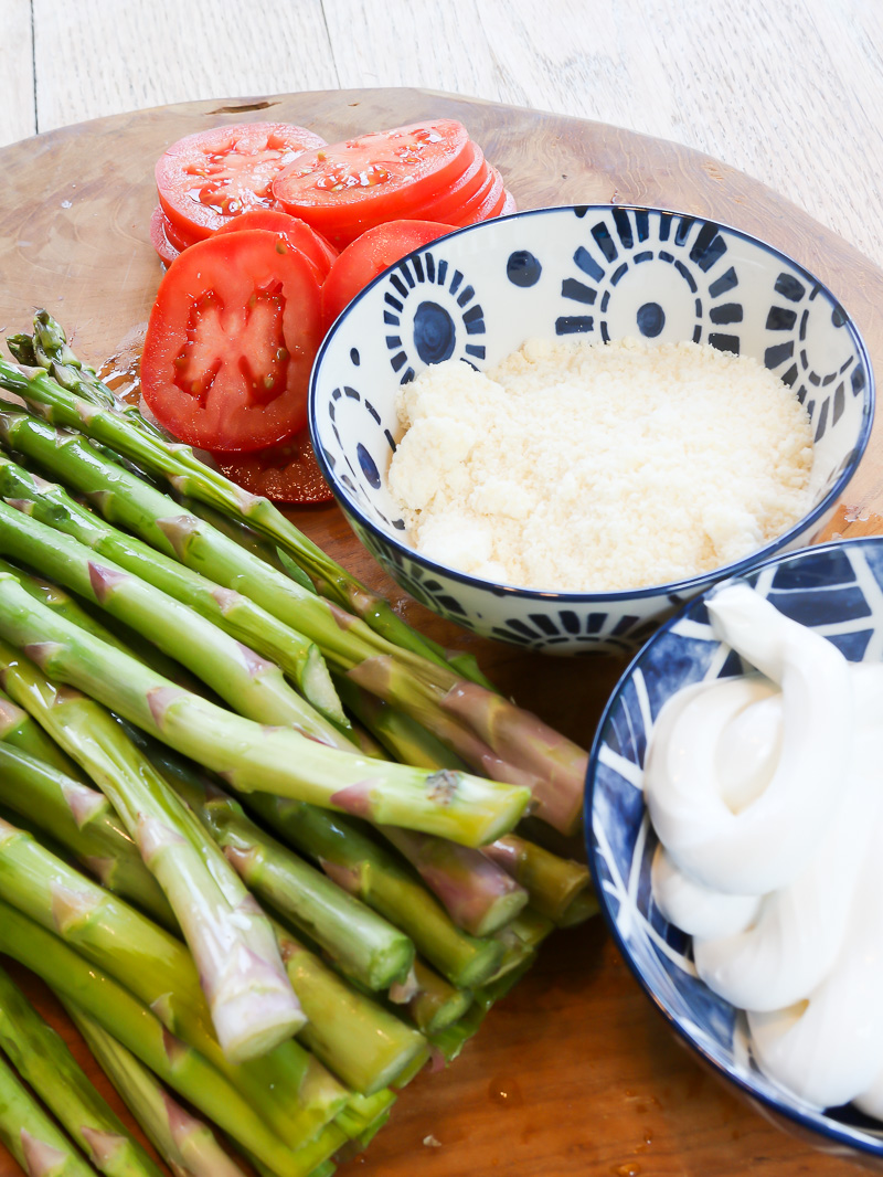 Simple Asparagus and Tomato Pastry