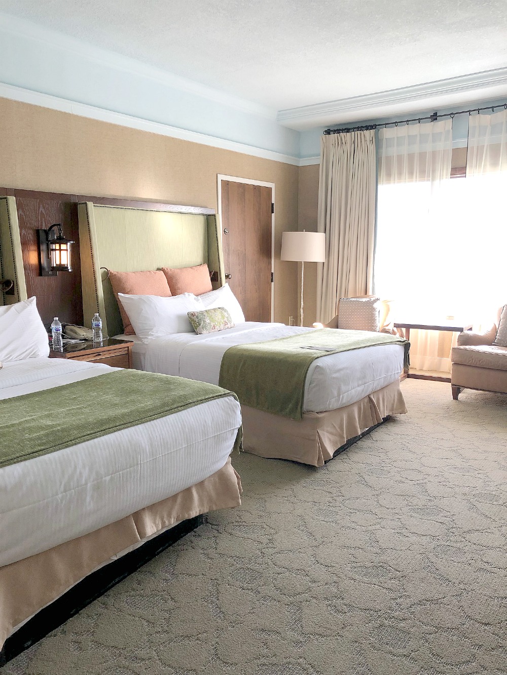 two queen beds at the Grove Park Inn