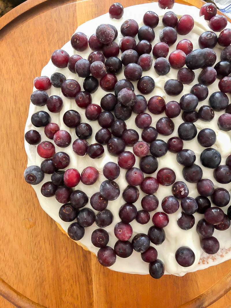 Vanilla layered cake with fresh blueberries
