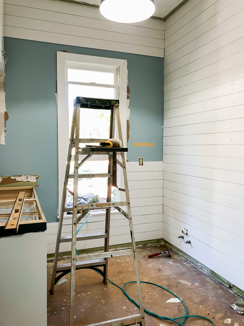 Laundry Room Update : Walls during