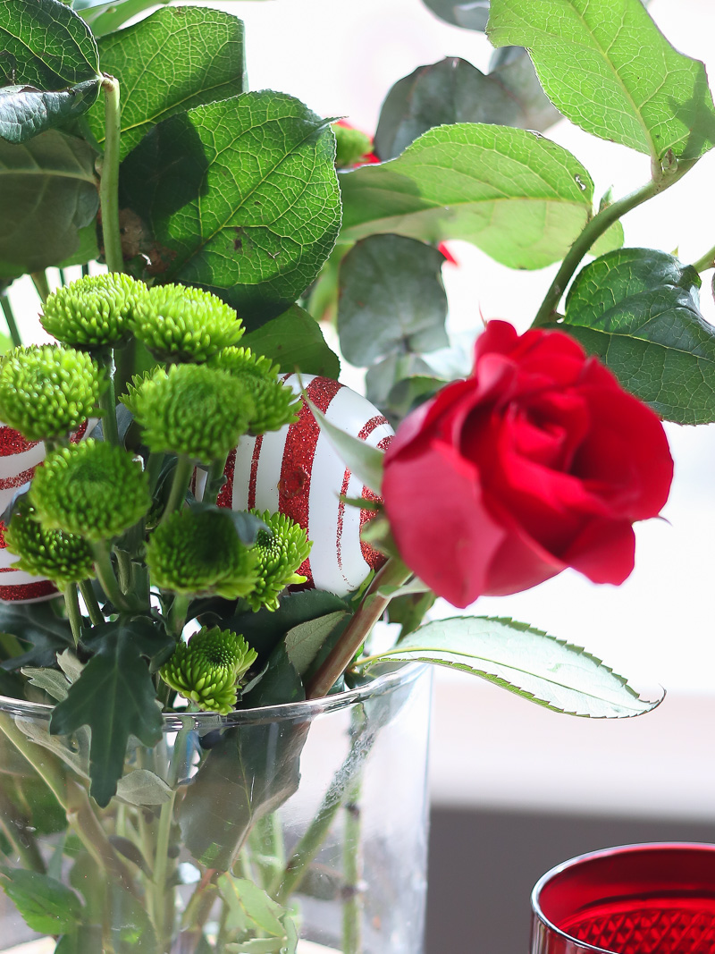 Easy Flower arrangements to make this holiday season