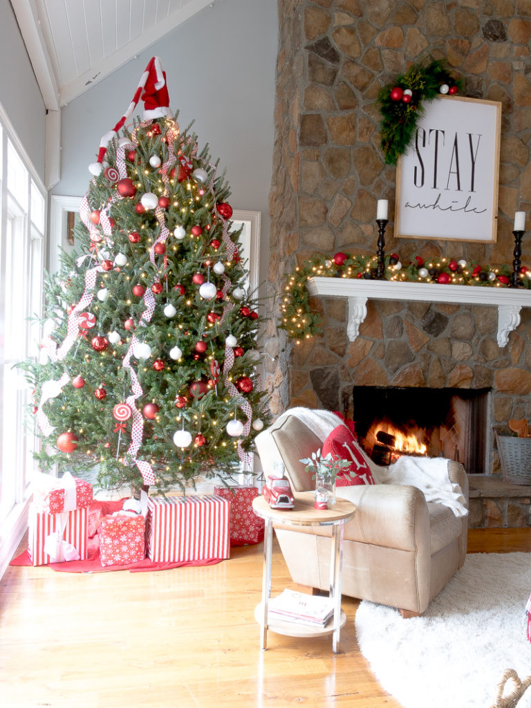 A Walk down Holiday Home Tour Lane - Duke Manor Farm by Laura Janning