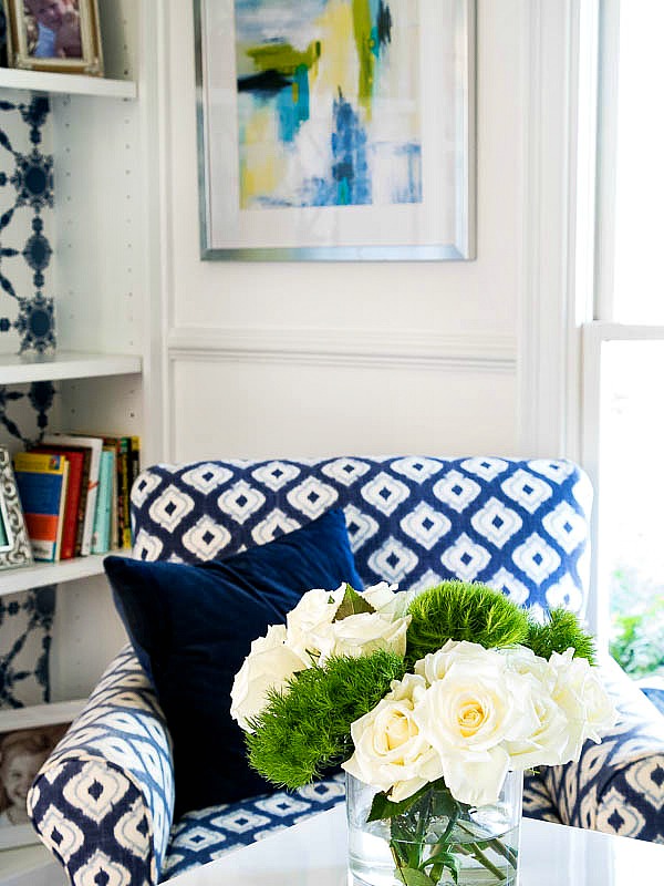 accent chair using Color of the Year 2020: Classic Blue