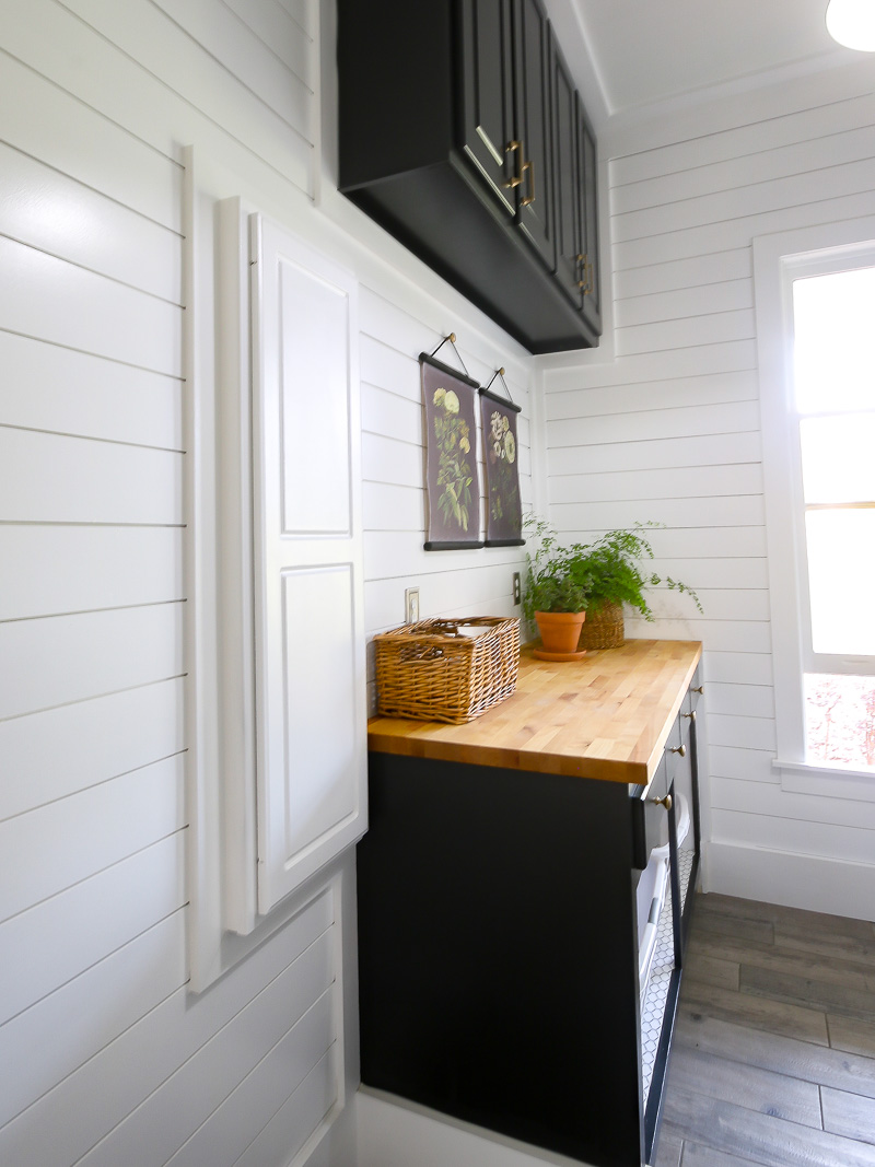 Revamp your Laundry Room with these 5 changes