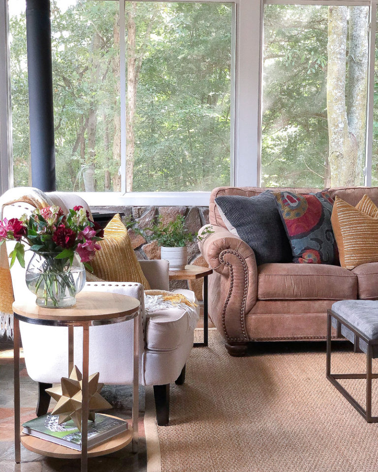 29 Beautiful Fall Homes with loads of inspiration