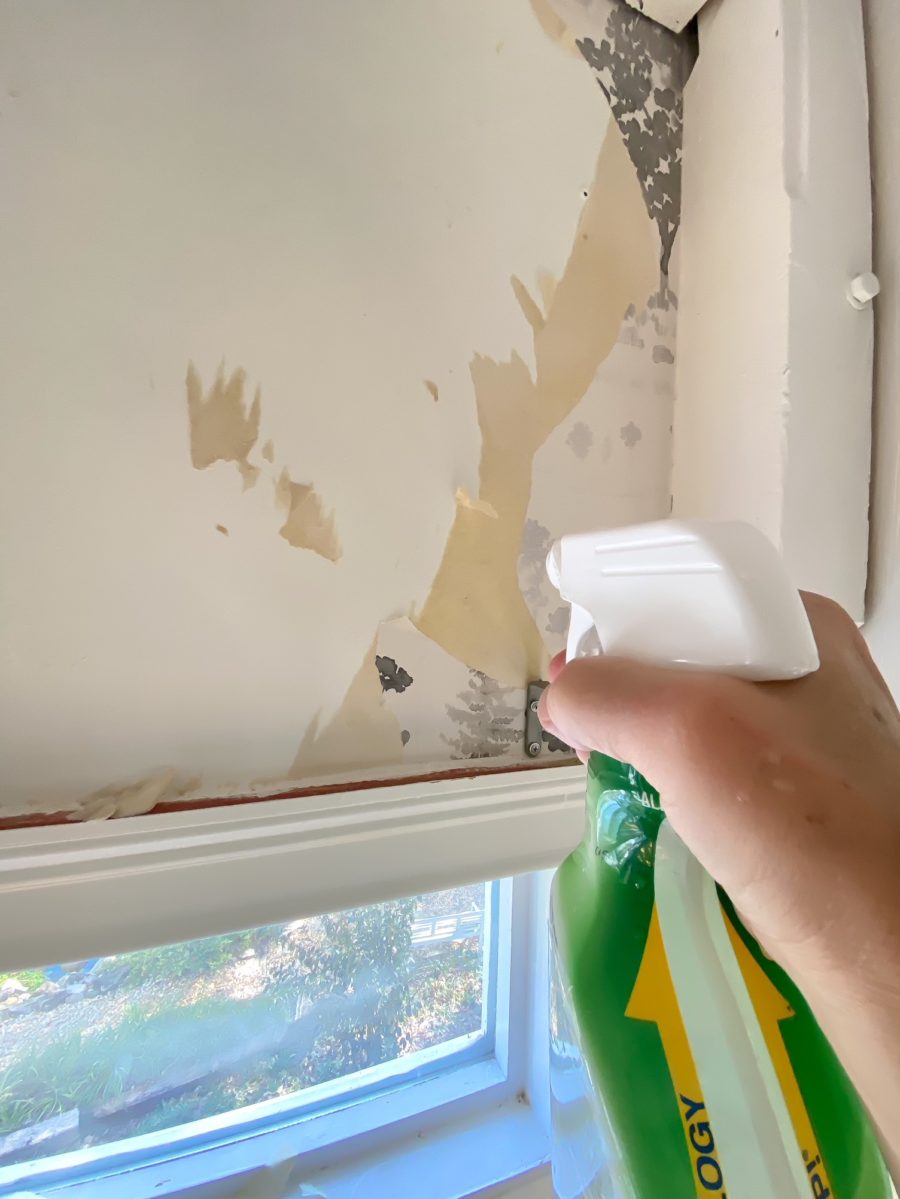 3 Tips for Stubborn Wallpaper removal