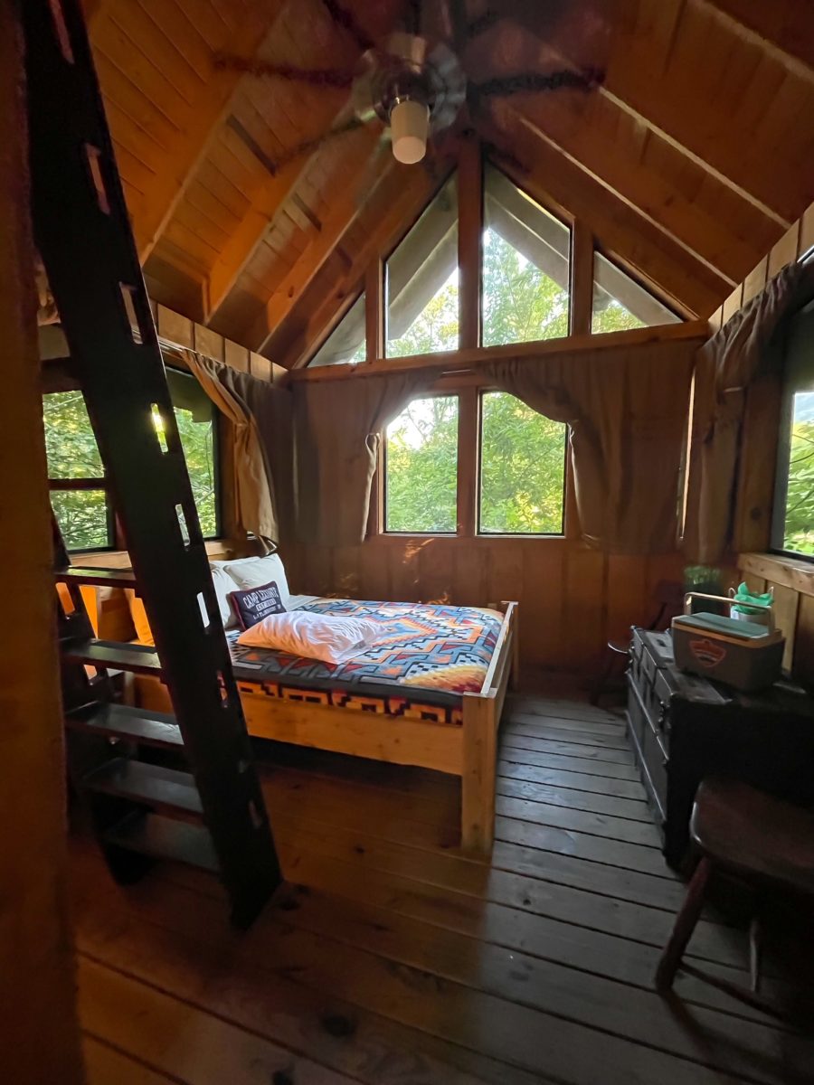 camp leconte Gatlinburg inside treehouse