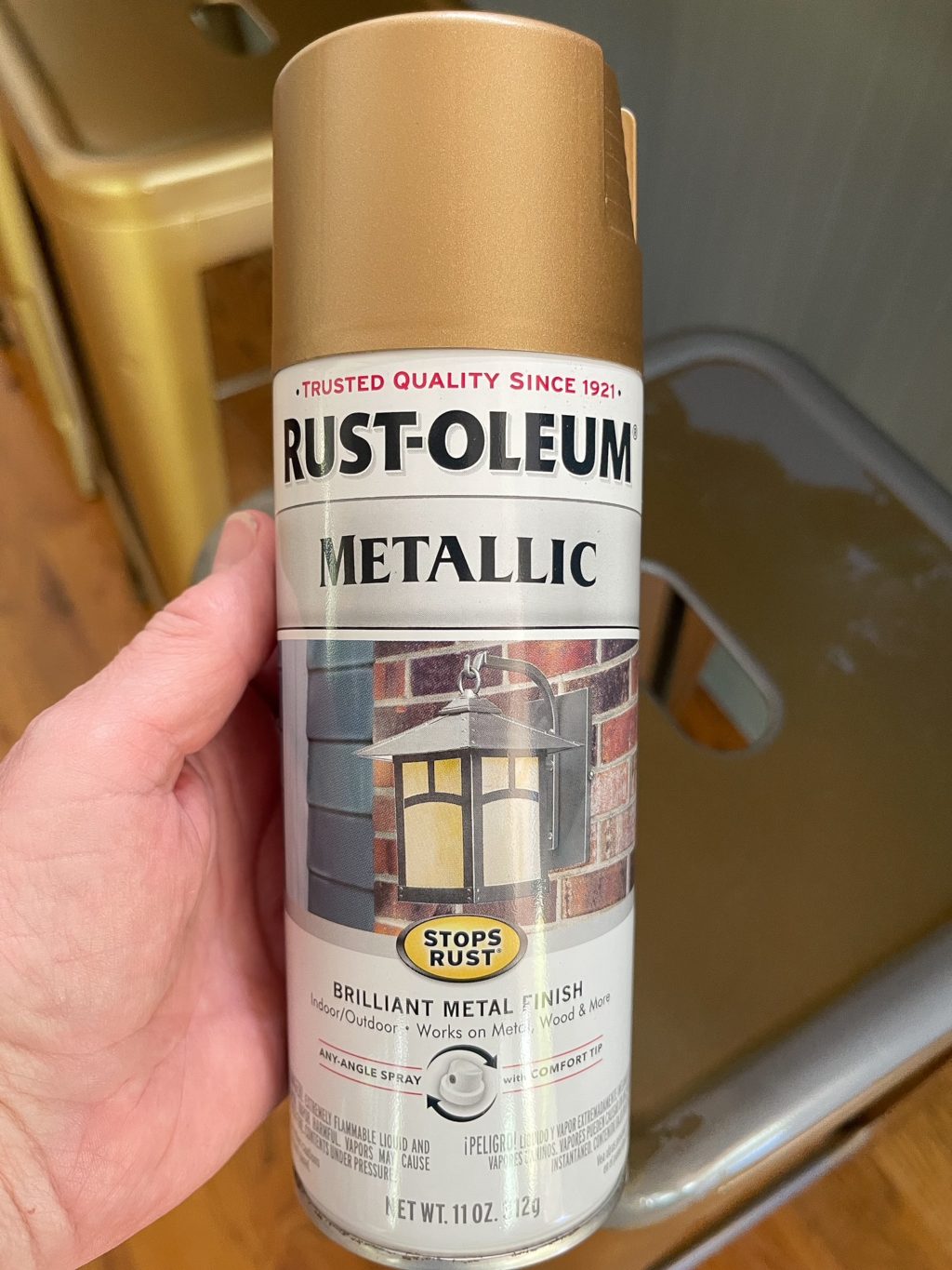Can of rust-oleum metallic spray paint