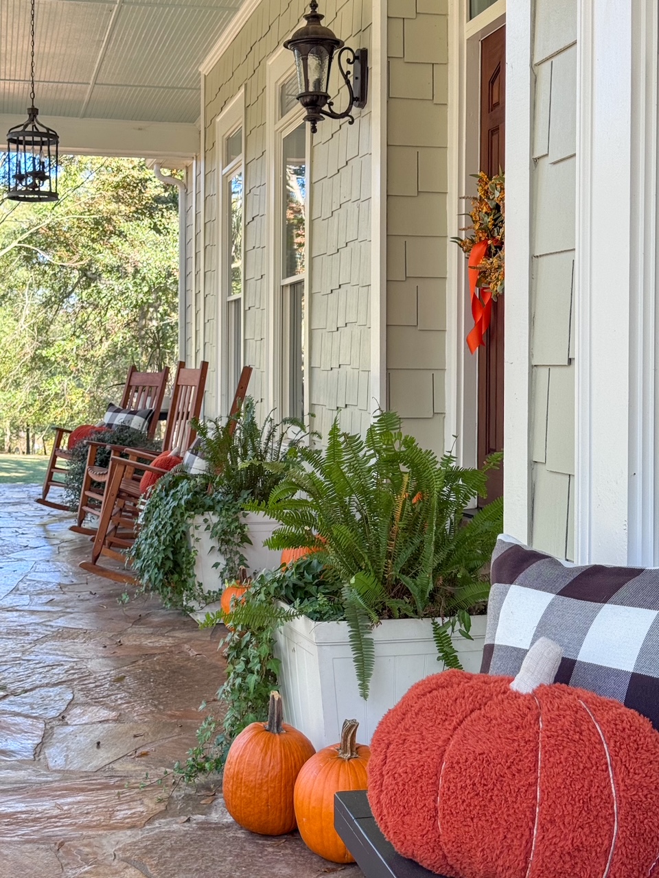 long shot of front porch and the cozy fall decor tips