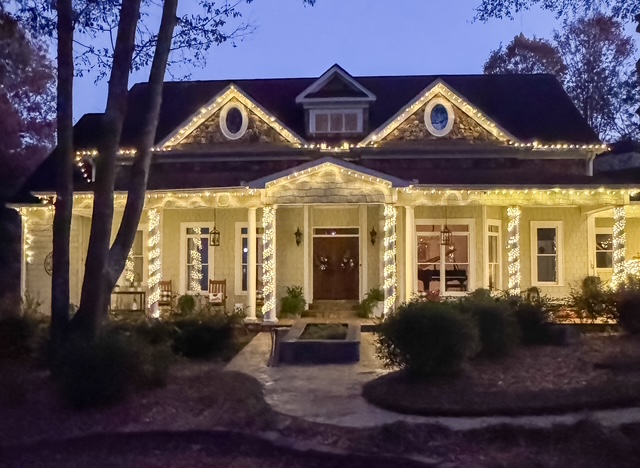 Christmas decorating inspiration at duke manor farm