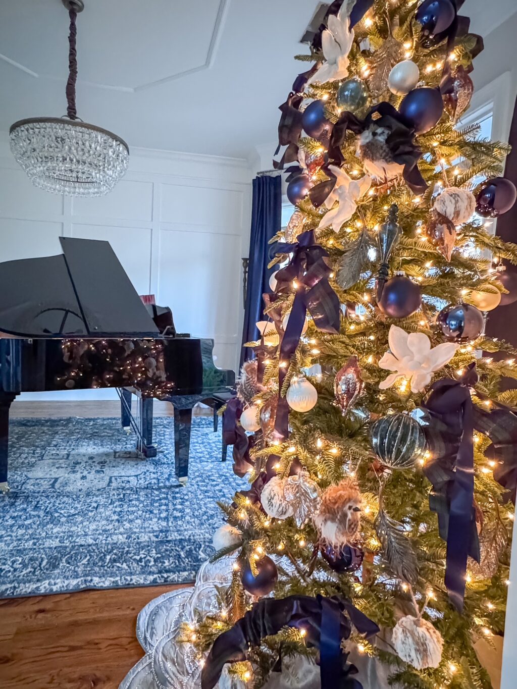 simple and meaningful holiday decorating