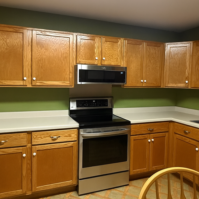 painted kitchen cabinet makeover