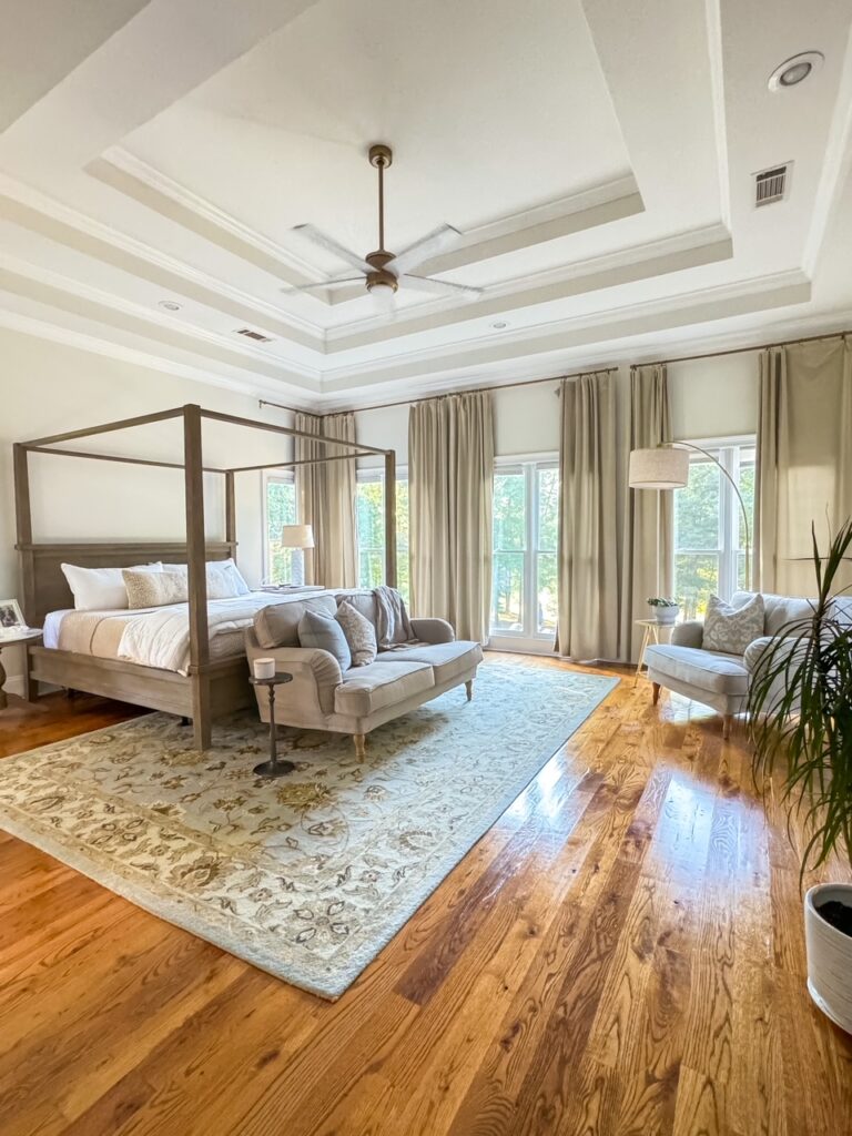 Painted Ceilings Benefits and the Proper Way to Paint a Ceiling